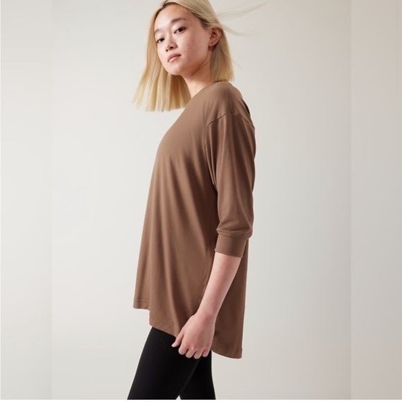 Athleta Womens Inspire Tunic Top Brown Workout Loungewear Athletic Travel - Picture 3 of 9